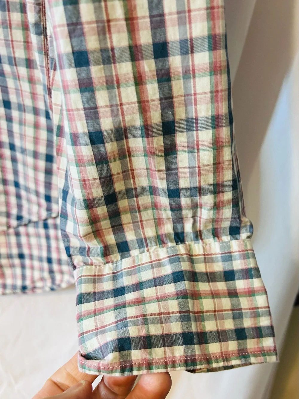 J. Crew Men's Long-Sleeve Button-Down Plaid Shirt - Blue/Pink/White size small